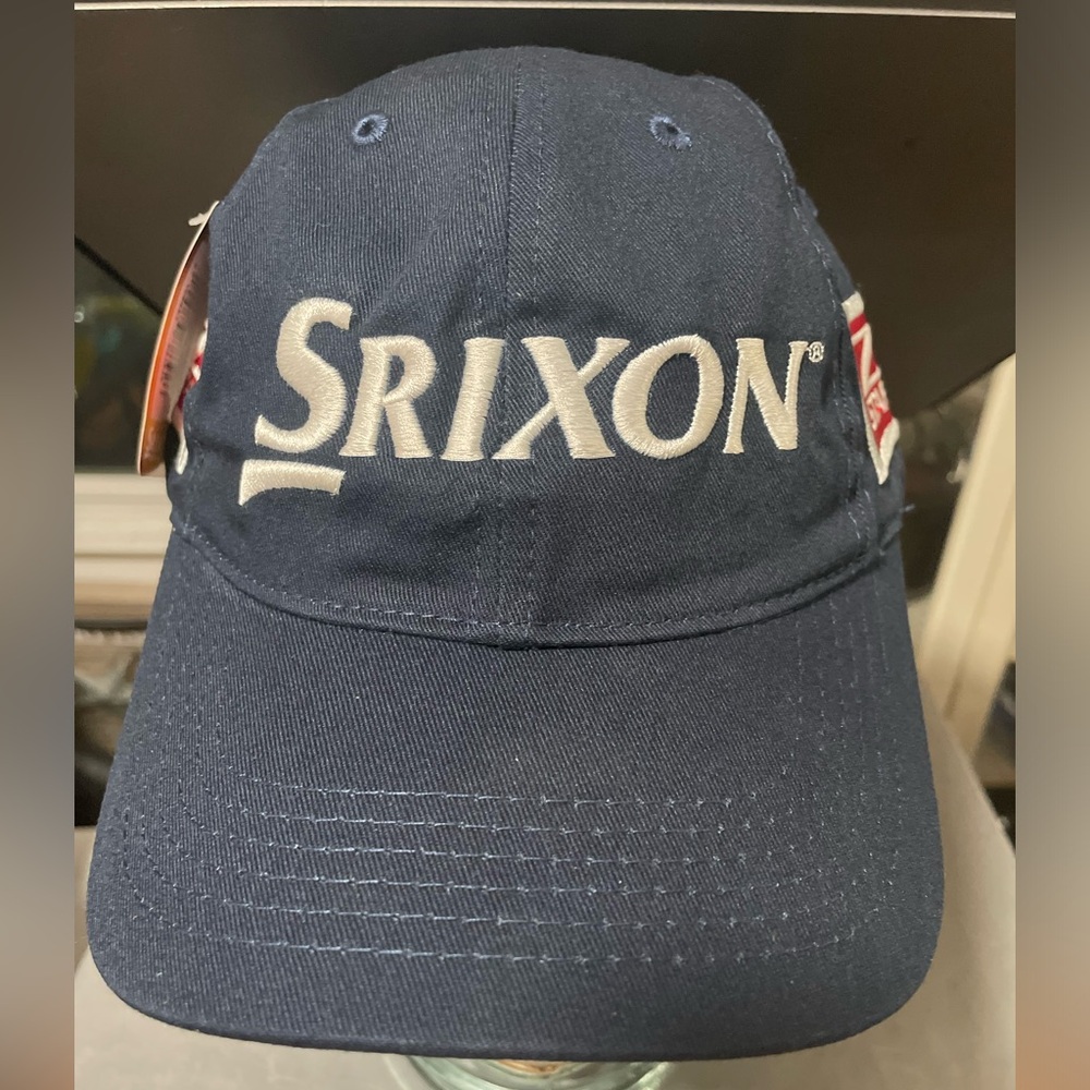 Srixon Golf hat, blue Navy, never uses its new with tag on it - Picture 2 of 4